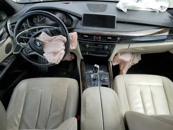 5UXKT0C34H0V97671 2017 BMW X5 - Image 8