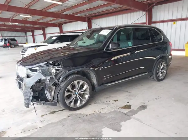 5UXKT0C35H0V95492 2017 BMW X5 - Image 2