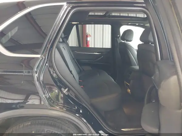 5UXKT0C35H0V95492 2017 BMW X5 - Image 8