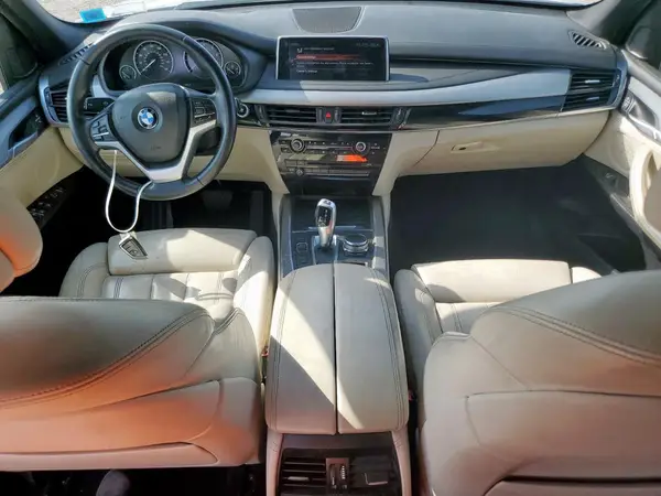 5UXKT0C35H0V96416 2017 BMW X5 - Image 8