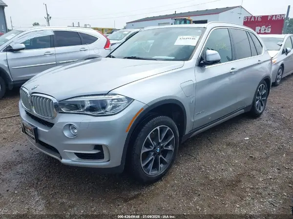 5UXKT0C35H0V97436 2017 BMW X5 - Image 2