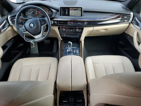 5UXKT0C35H0V97520 2017 BMW X5 - Image 8