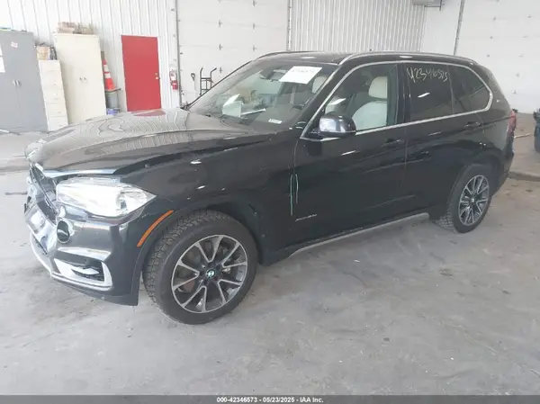 5UXKT0C36H0S81074 2017 BMW X5 - Image 2