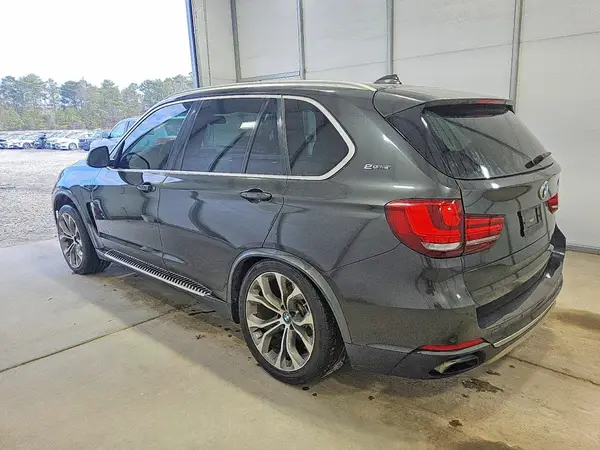 5UXKT0C36H0S81396 2017 BMW X5 - Image 2