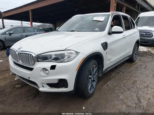 5UXKT0C36H0S81625 2017 BMW X5 - Image 2