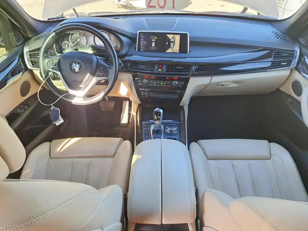 5UXKT0C36H0V96439 2017 BMW X5 - Image 8