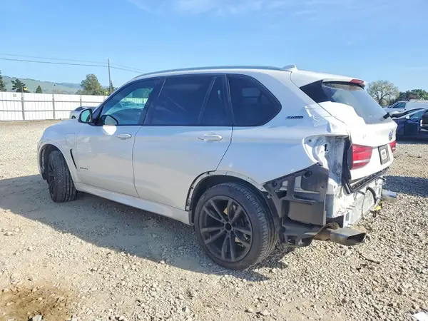 5UXKT0C36H0V97560 2017 BMW X5 - Image 2