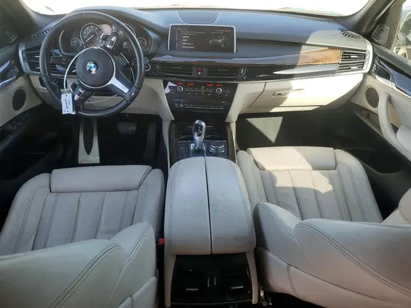 5UXKT0C36H0V97560 2017 BMW X5 - Image 8