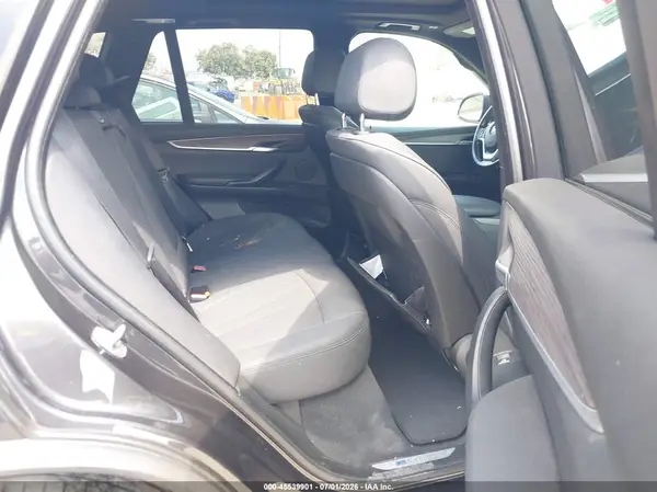 5UXKT0C36H0V97672 2017 BMW X5 - Image 8