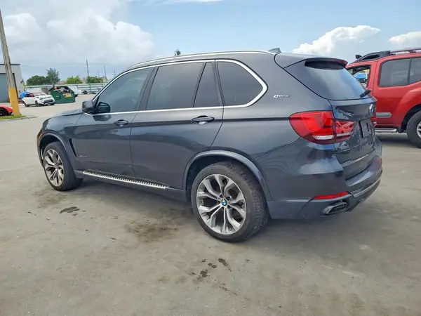 5UXKT0C36H0V97929 2017 BMW X5 - Image 2