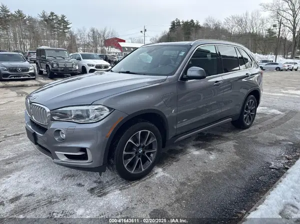 5UXKT0C37H0V96031 2017 BMW X5 - Image 2