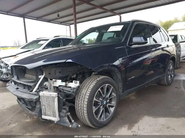 5UXKT0C37H0V97759 2017 BMW X5 - Image 2
