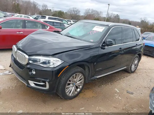 5UXKT0C37H0V97762 2017 BMW X5 - Image 2