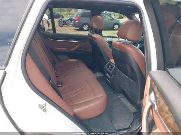 5UXKT0C38H0S80931 2017 BMW X5 - Image 8