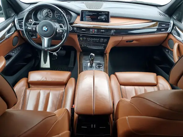5UXKT0C38H0V95650 2017 BMW X5 - Image 8