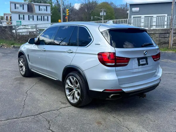 5UXKT0C38H0V96376 2017 BMW X5 - Image 2