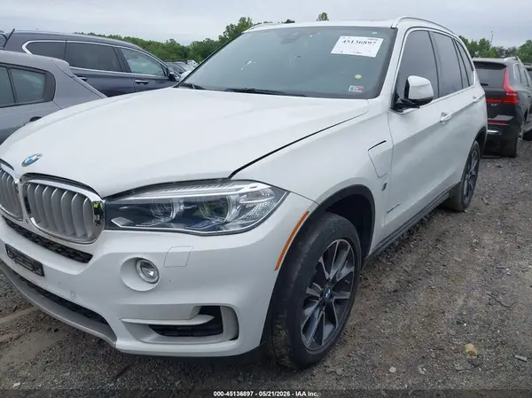 5UXKT0C39H0V96015 2017 BMW X5 - Image 2