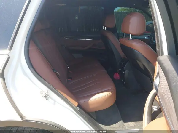 5UXKT0C39H0V96015 2017 BMW X5 - Image 8