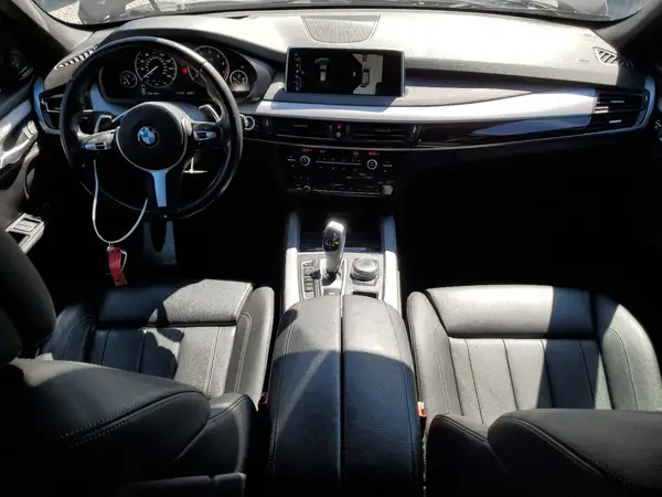 5UXKT0C39H0V96158 2017 BMW X5 - Image 8
