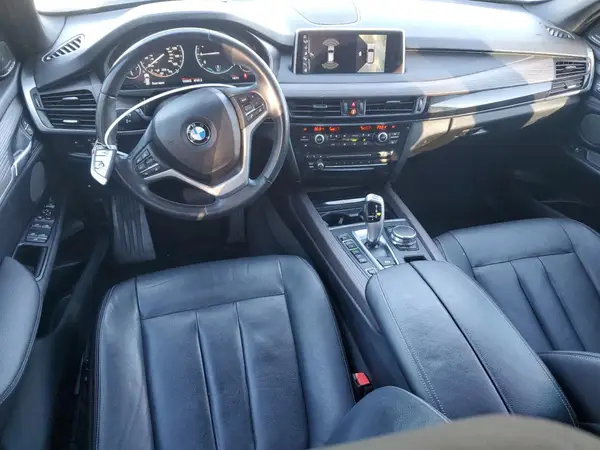 5UXKT0C39H0V96368 2017 BMW X5 - Image 8