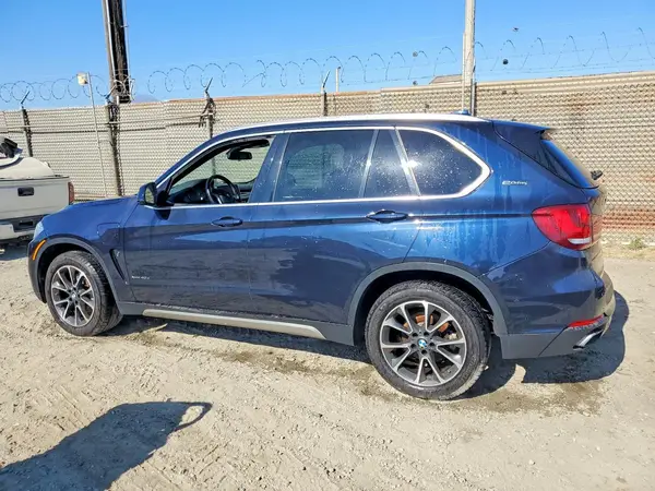 5UXKT0C39H0V97939 2017 BMW X5 - Image 2