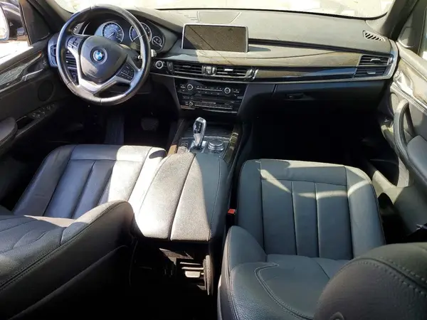 5UXKT0C39H0V97939 2017 BMW X5 - Image 8