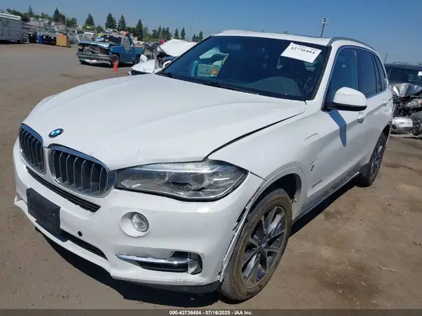 5UXKT0C3XH0V95696 2017 BMW X5 - Image 2