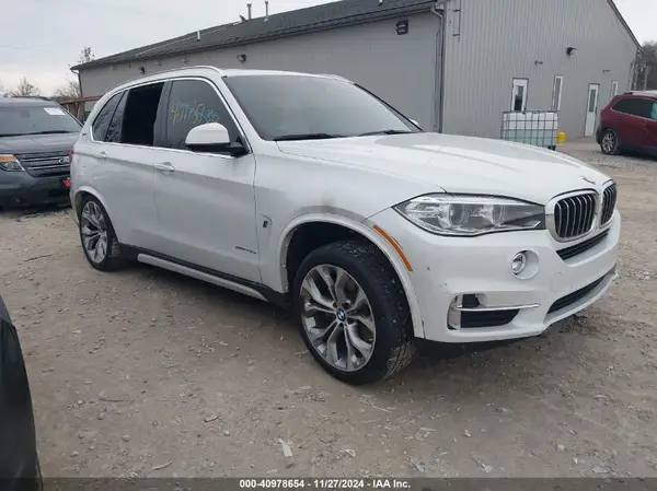 5UXKT0C3XH0V96637 2017 BMW X5 - Image 1