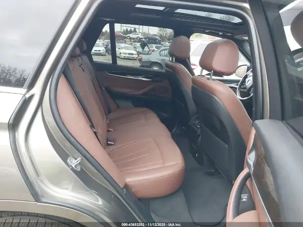 5UXKT0C3XH0V96640 2017 BMW X5 - Image 8