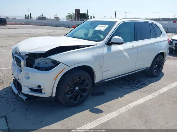 5UXKT0C3XH0V97593 2017 BMW X5 - Image 2
