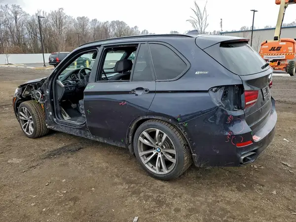 5UXKT0C50J0V98257 2018 BMW X5 - Image 2
