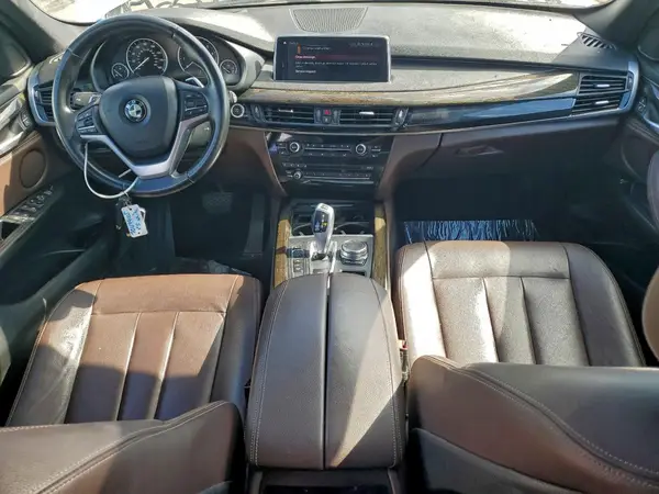 5UXKT0C50J0V99005 2018 BMW X5 - Image 8