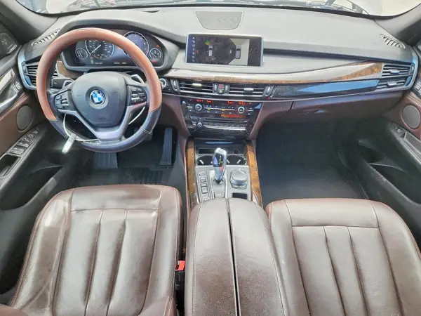 5UXKT0C50J0V99649 2018 BMW X5 - Image 8