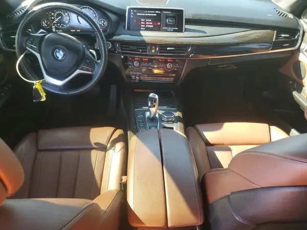 5UXKT0C50J0W00041 2018 BMW X5 - Image 8