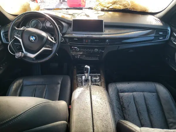 5UXKT0C50J0W00296 2018 BMW X5 - Image 8