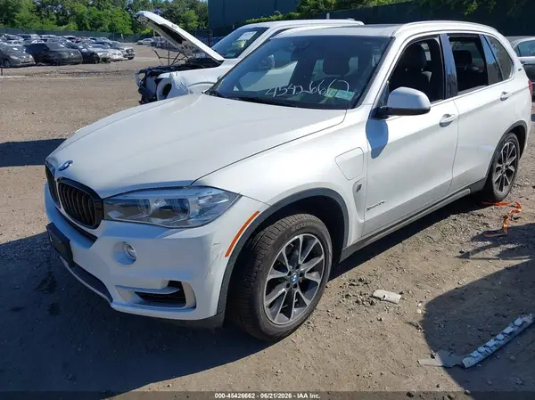 5UXKT0C50J0W01898 2018 BMW X5 - Image 2