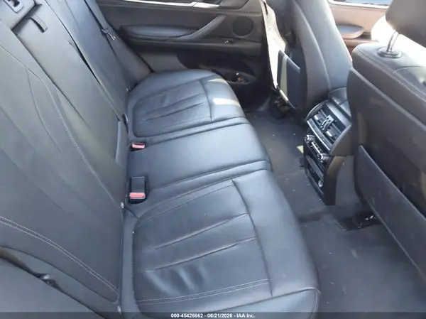 5UXKT0C50J0W01898 2018 BMW X5 - Image 8