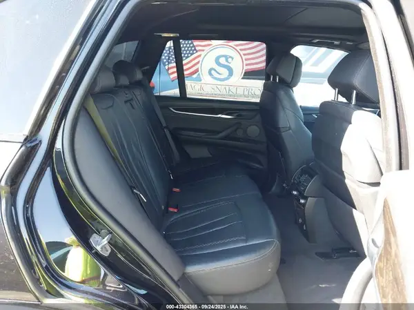5UXKT0C50J0W03795 2018 BMW X5 - Image 8