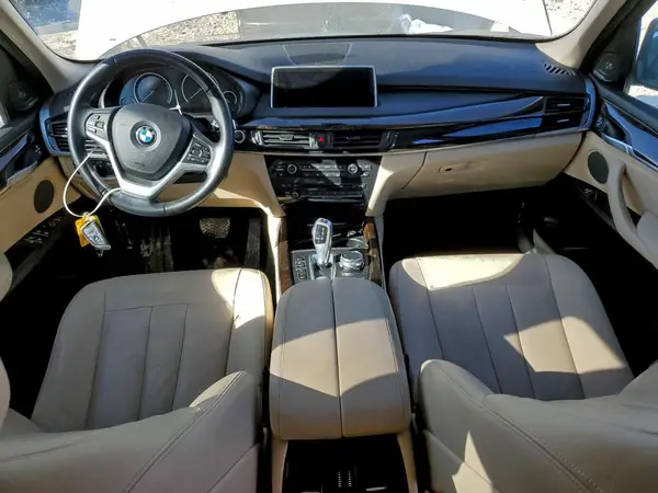 5UXKT0C51G0S75070 2016 BMW X5 - Image 8