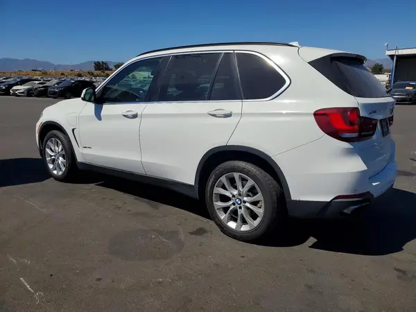 5UXKT0C51G0S79586 2016 BMW X5 - Image 2