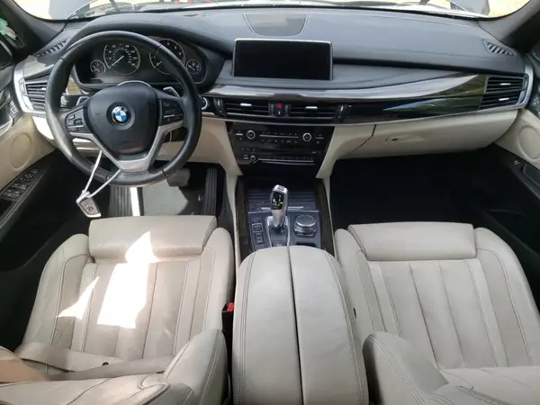 5UXKT0C51J0V98073 2018 BMW X5 - Image 8