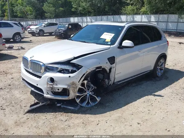 5UXKT0C51J0V98736 2018 BMW X5 - Image 2