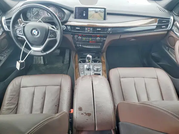 5UXKT0C51J0V99496 2018 BMW X5 - Image 8