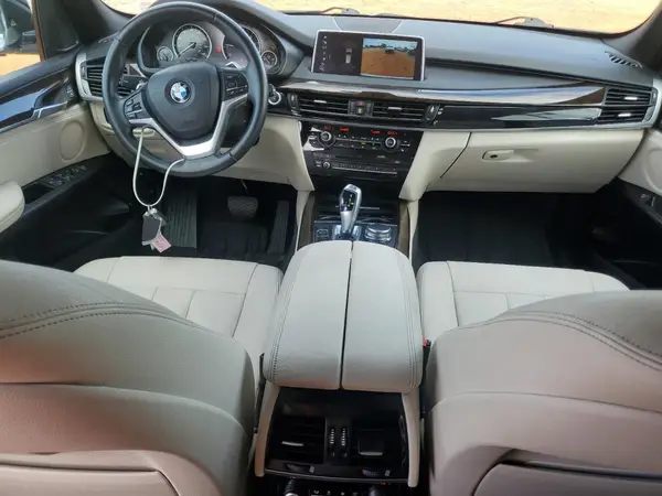 5UXKT0C51J0V99630 2018 BMW X5 - Image 8