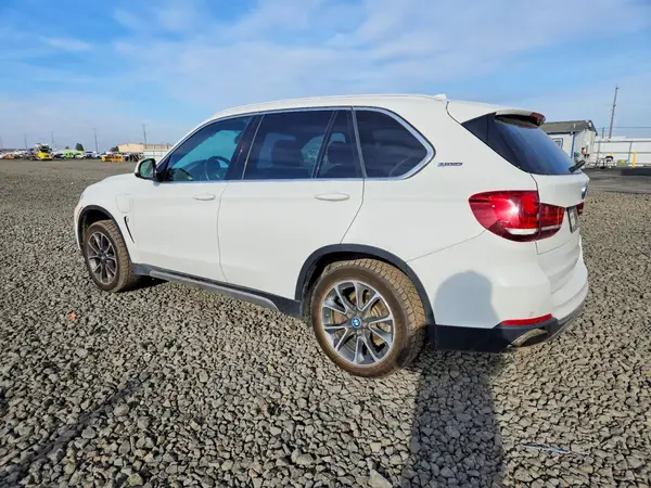 5UXKT0C51J0V99868 2018 BMW X5 - Image 2