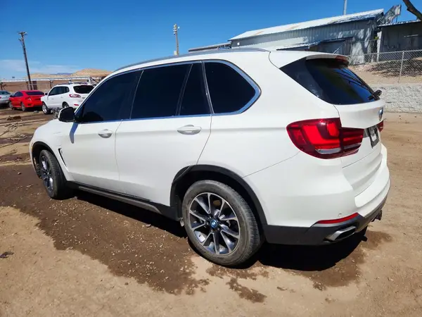 5UXKT0C51J0W01991 2018 BMW X5 - Image 2
