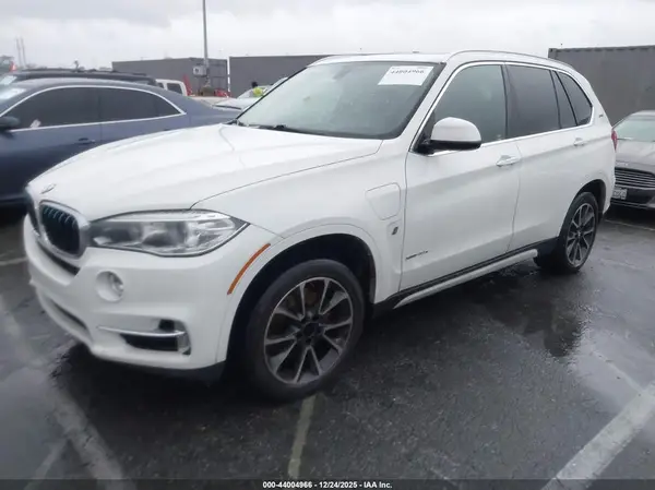 5UXKT0C51J0W03370 2018 BMW X5 - Image 2