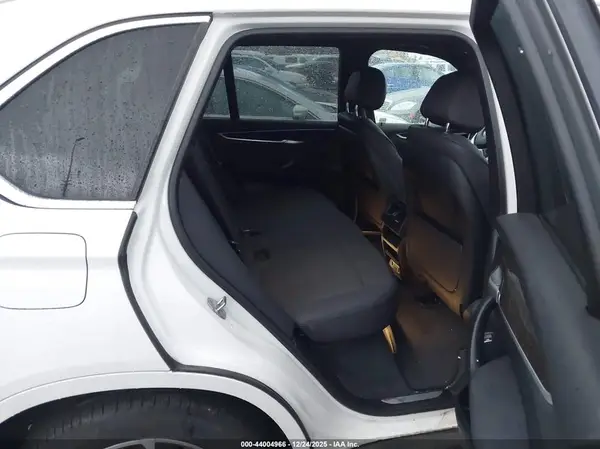 5UXKT0C51J0W03370 2018 BMW X5 - Image 8