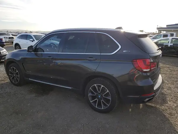 5UXKT0C51J0W03594 2018 BMW X5 - Image 2
