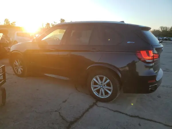 5UXKT0C51J0W03627 2018 BMW X5 - Image 2